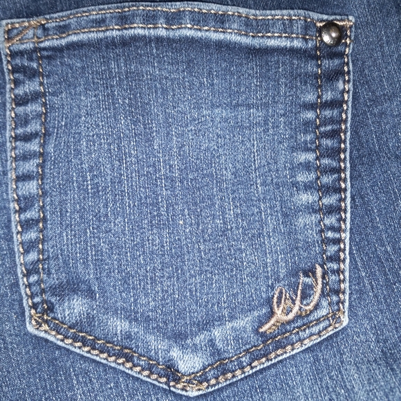 Express Barely Boot - Picture 6 of 7